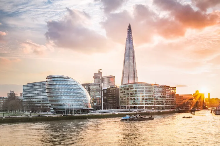 Come si chiama il grattacielo di Renzo Piano a Londra?