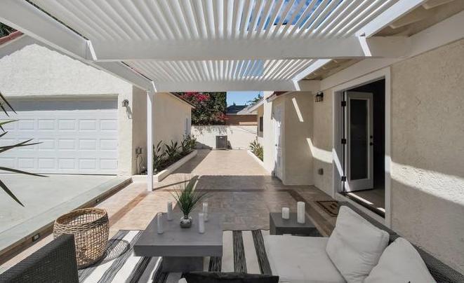 jlo encino 11 1