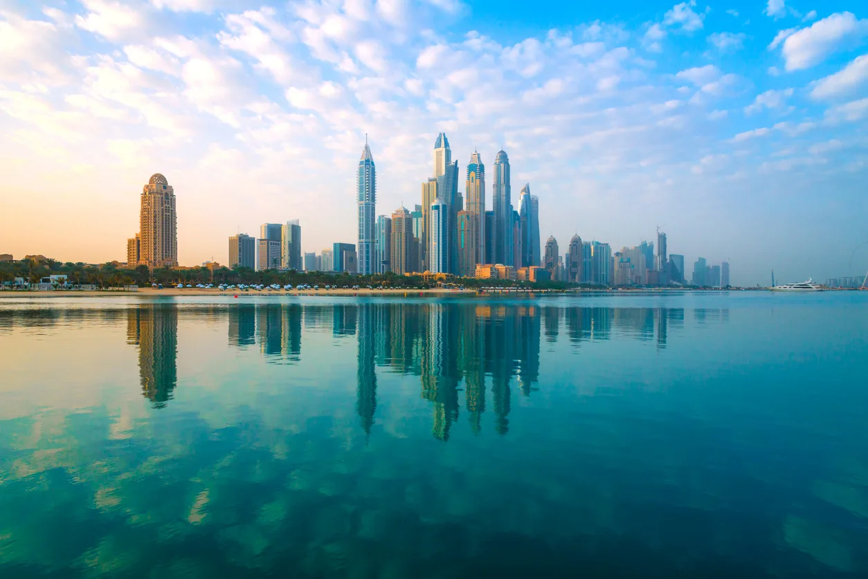 Piscine panoramiche e appartamenti da sogno. Ecco la Cavalli Tower di Dubai