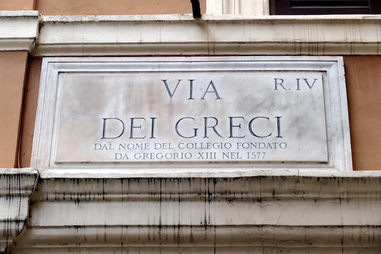Come vengono decisi i nomi delle strade e delle vie?