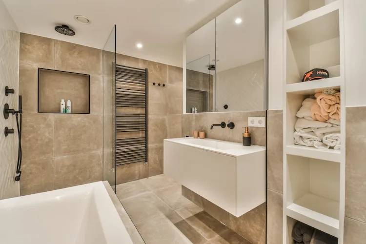 Bagno cieco: vantaggi e svantaggi da considerare