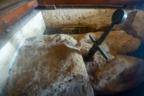 Anche l’Italia ha la sua spada nella roccia: ecco dove