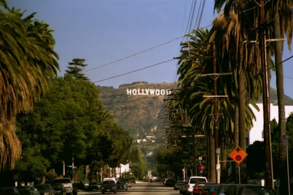 hollywood sign