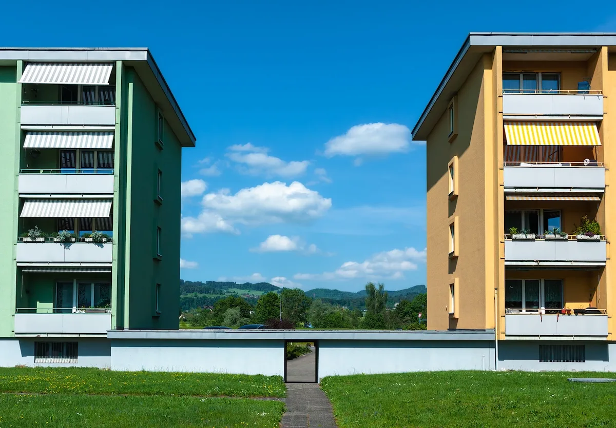 Esiste una distanza minima da rispettare tra due costruzioni?
