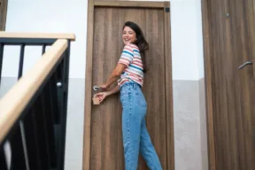 Si può cambiare la porta di casa se si vive in condominio?