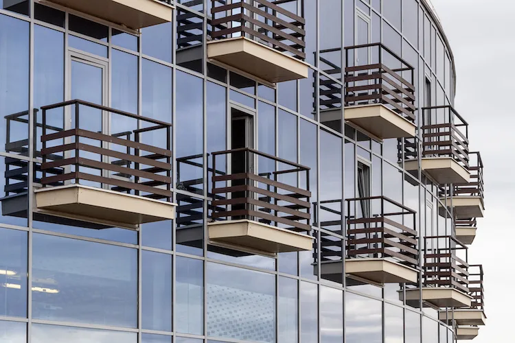 Lavori in casa: quando è richiesto il parere del condominio