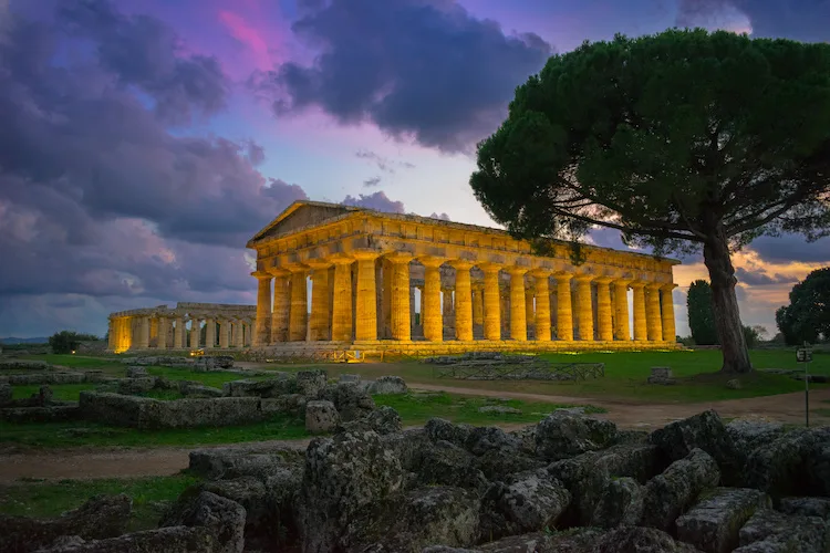Alla scoperta del tempio di Hera di Paestum, vicino Salerno