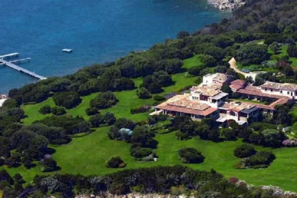 Villa Certosa (credits to LaPresse)