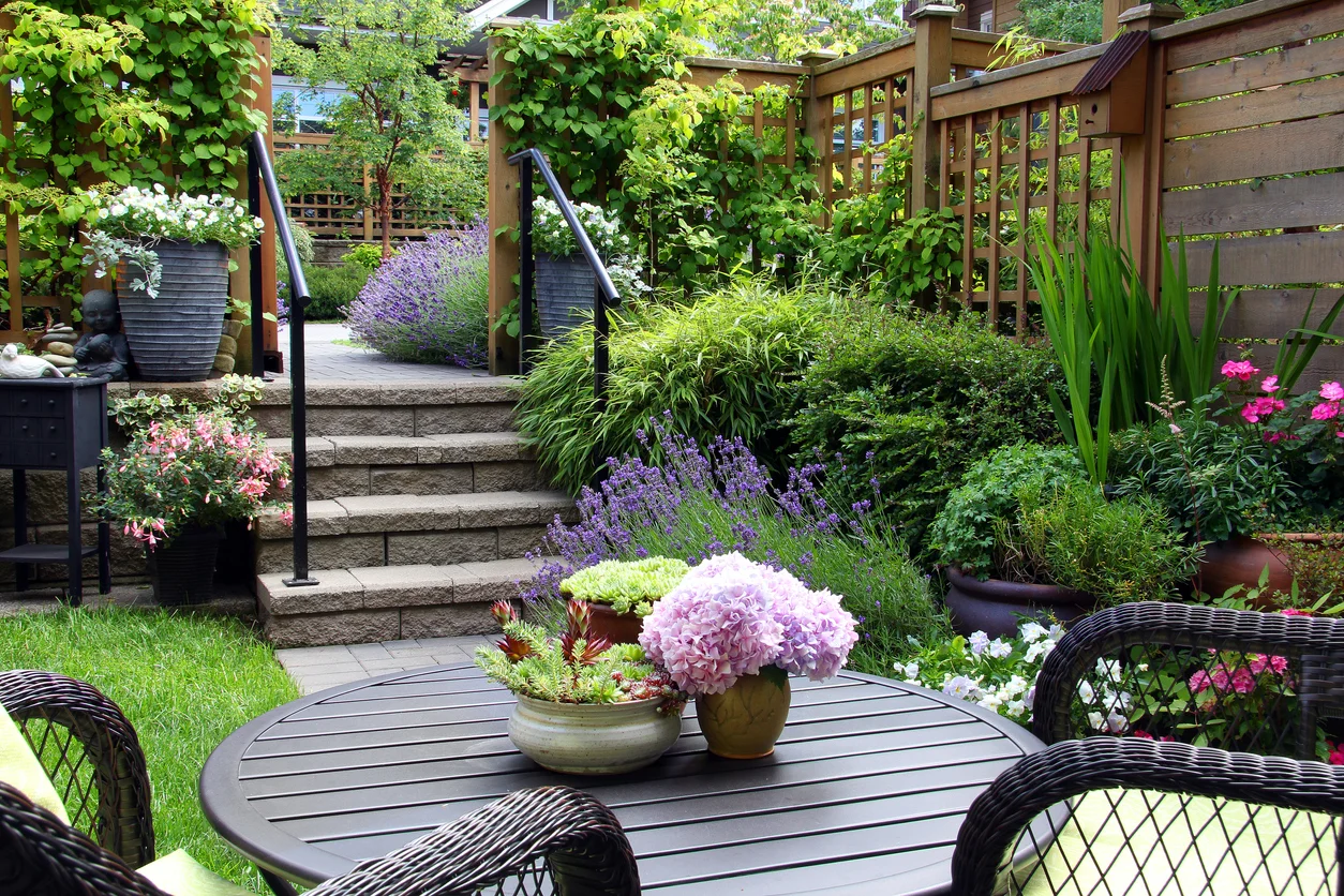 Come arredare il giardino in stile provenzale