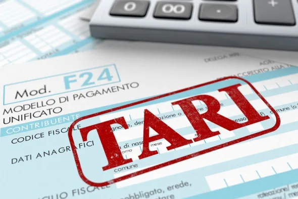 Chi deve pagare la Tari e come avere lo sconto sulla tassa sui rifiuti