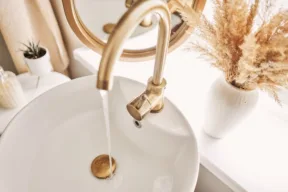 A cosa serve e come si chiama il secondo buco del lavandino
