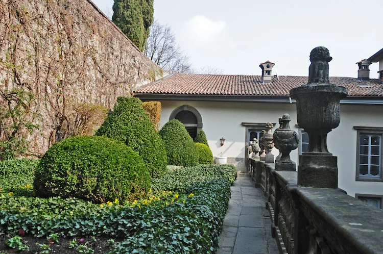 Riapre Palazzo Moroni a Bergamo: storia, orari, prezzi e come arrivare