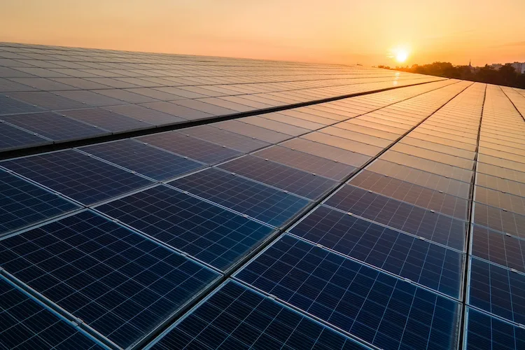Pannelli fotovoltaici, tra semplificazioni e vincoli paesaggistici