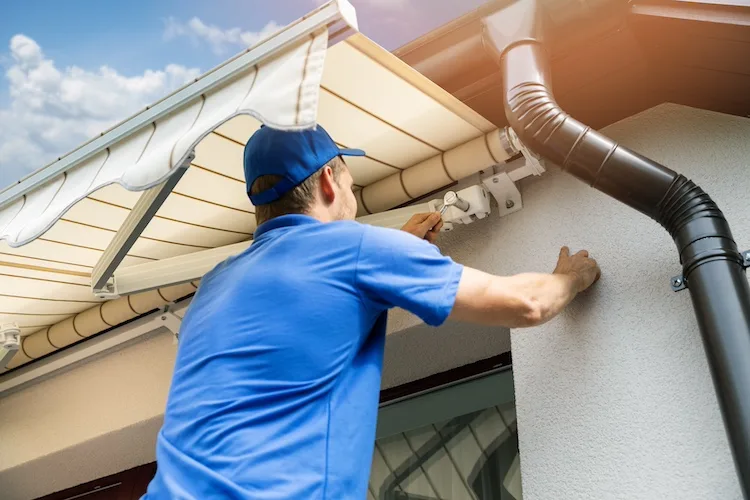 Si possono installare le tende da sole sul cappotto termico?