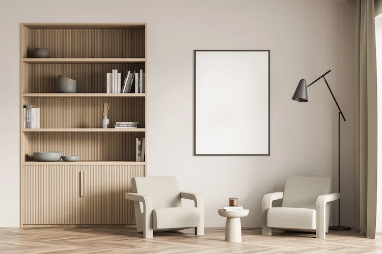 Come sfruttare e riempire una nicchia nel muro del salotto