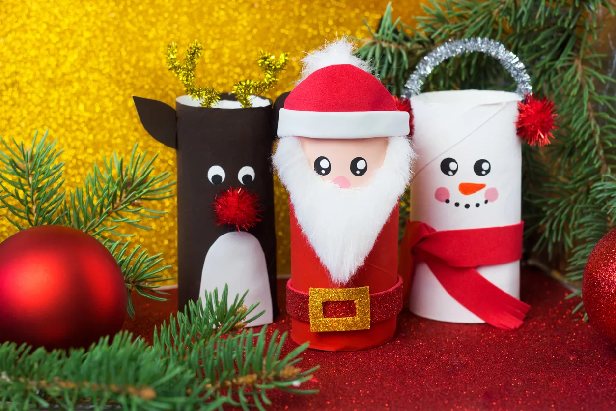 Decorazioni con i rotoli di carta igienica