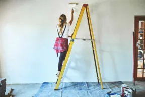 ragazza imbianca