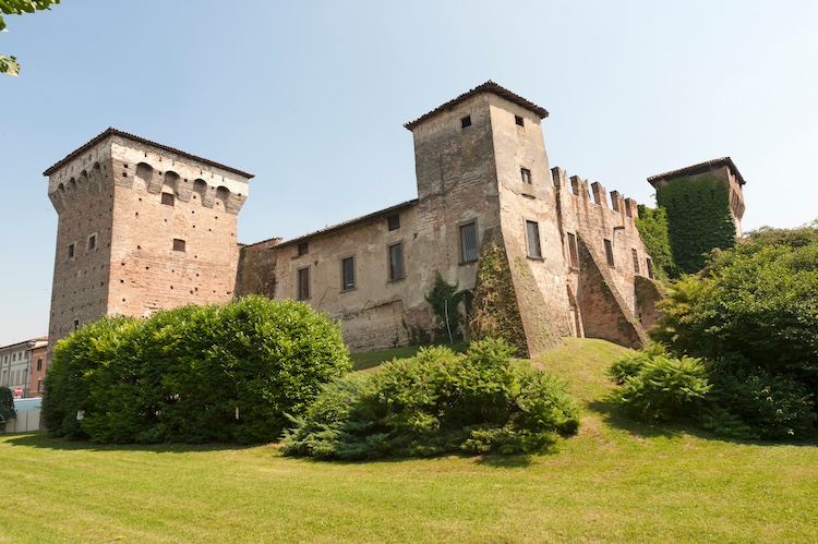 Castello di Romano di Lombardia