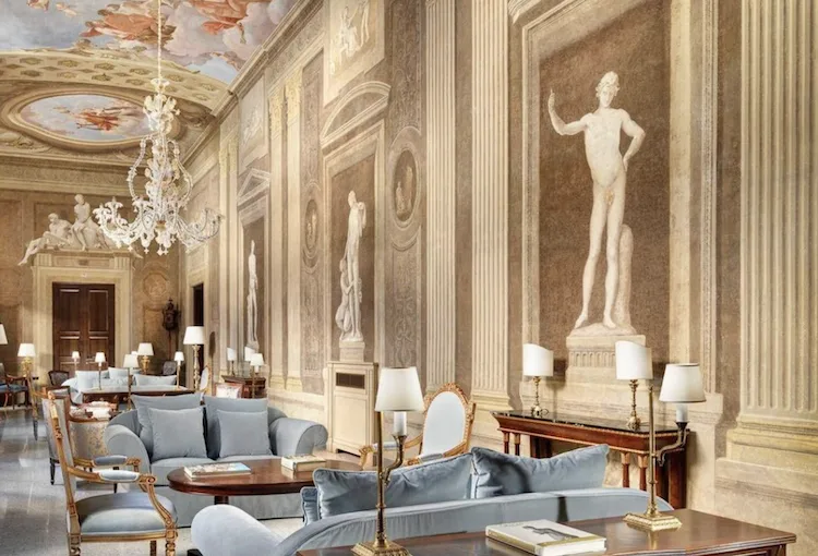 Quanto costa comprare un appartamento di lusso nel palazzo di Firenze dove Dante incontrò Beatrice