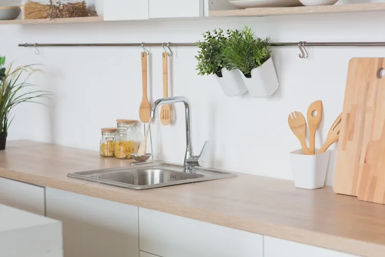 Come scegliere il lavello della cucina: modelli, colori e materiali