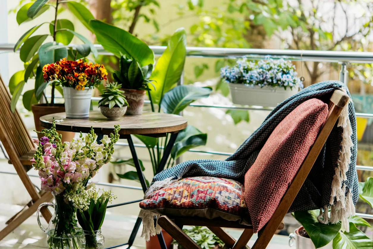 Ecco dei consigli per arredare al meglio un balcone piccolo