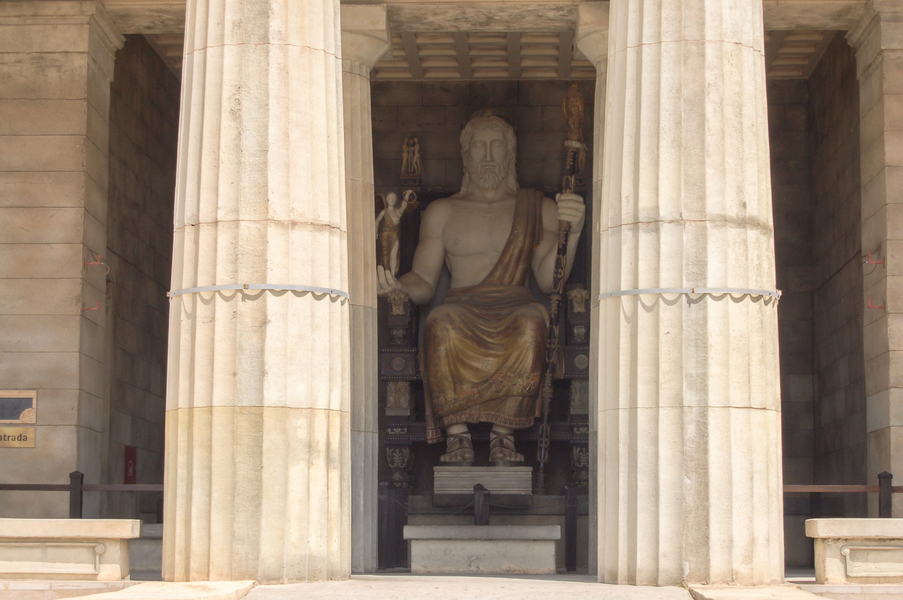 Illustrazione della Statua di Zeus a Olimpia