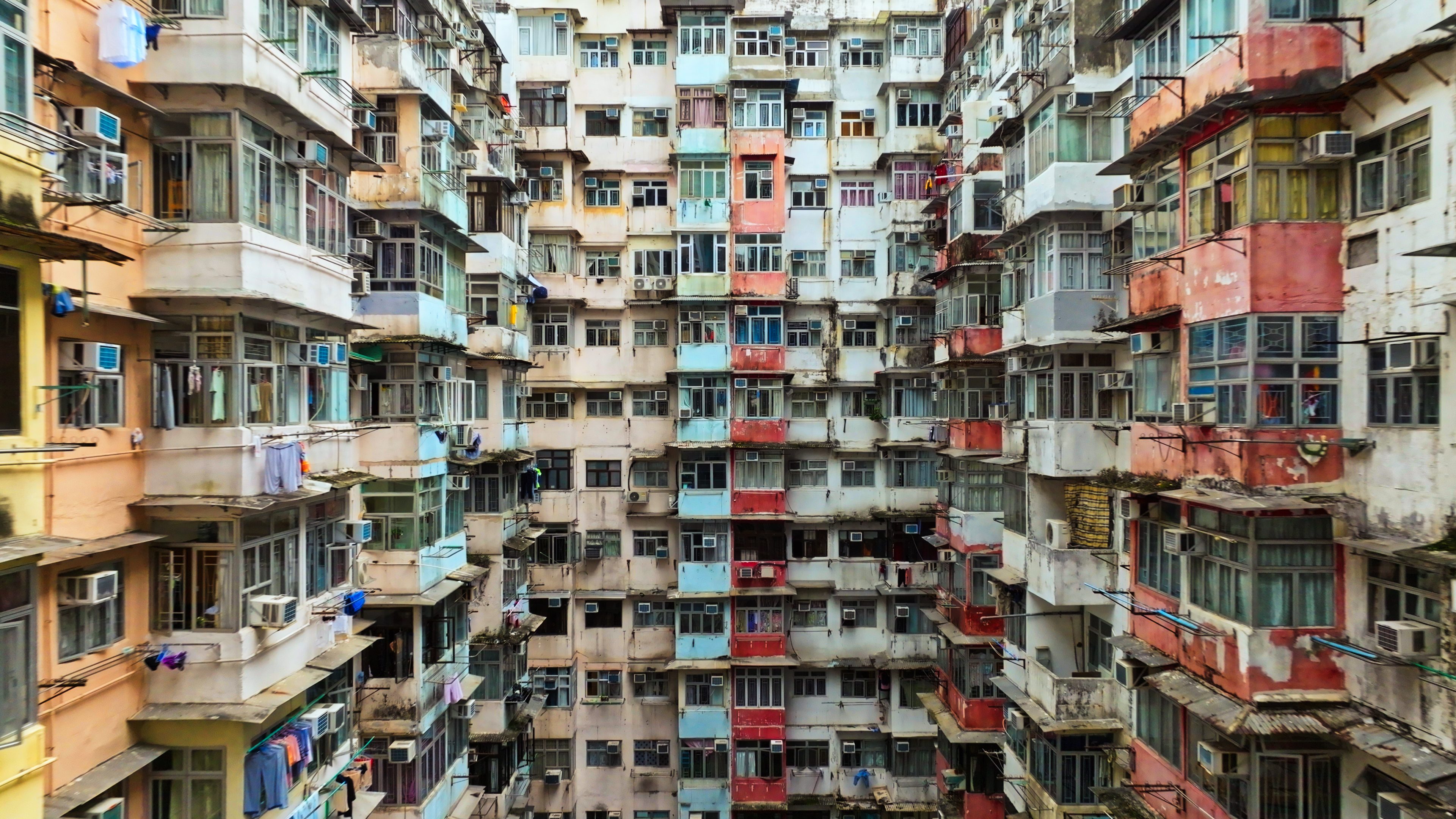 Monster. Building Rialto Come si vive nel Monster Building di Hong Kong: 18 piani (senza ...