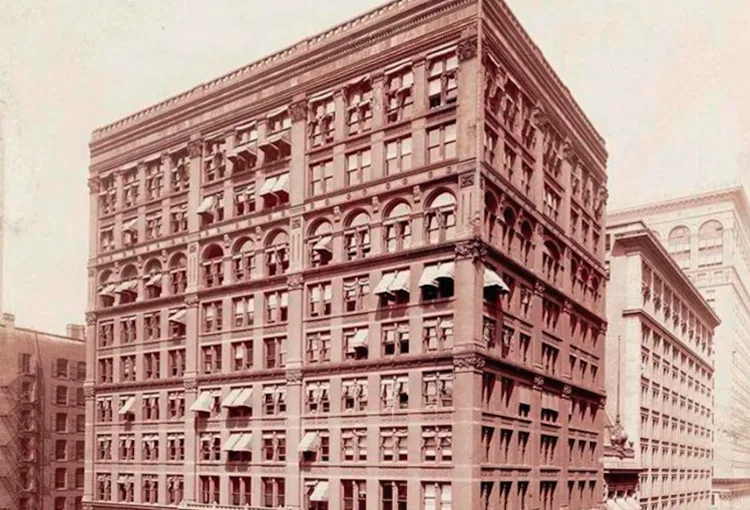 Qual è stato il primo grattacielo del mondo? Storia dell’Home Insurance Building di Chicago