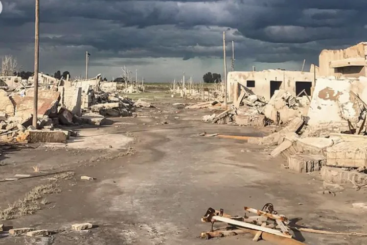 Villa Epecuén, storia del villaggio turistico abbandonato 40 anni fa in Argentina