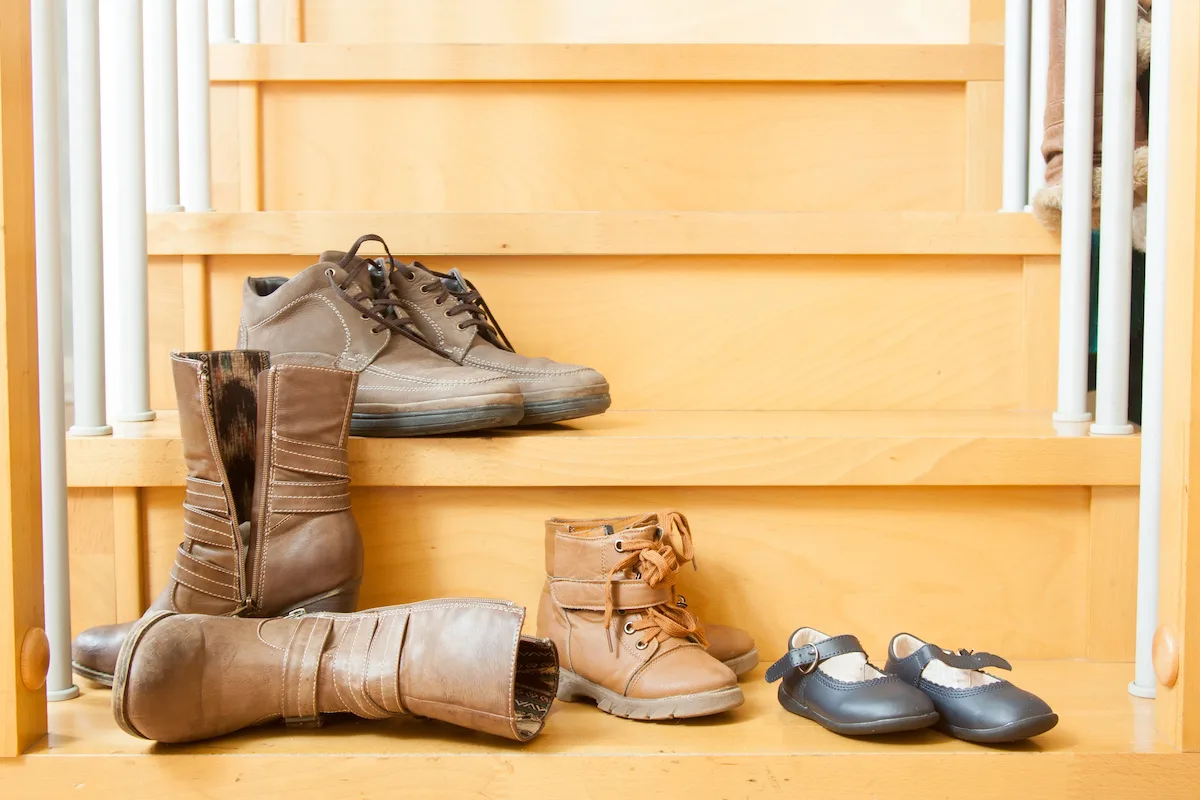 Dove mettere le scarpe se non si ha una scarpiera?