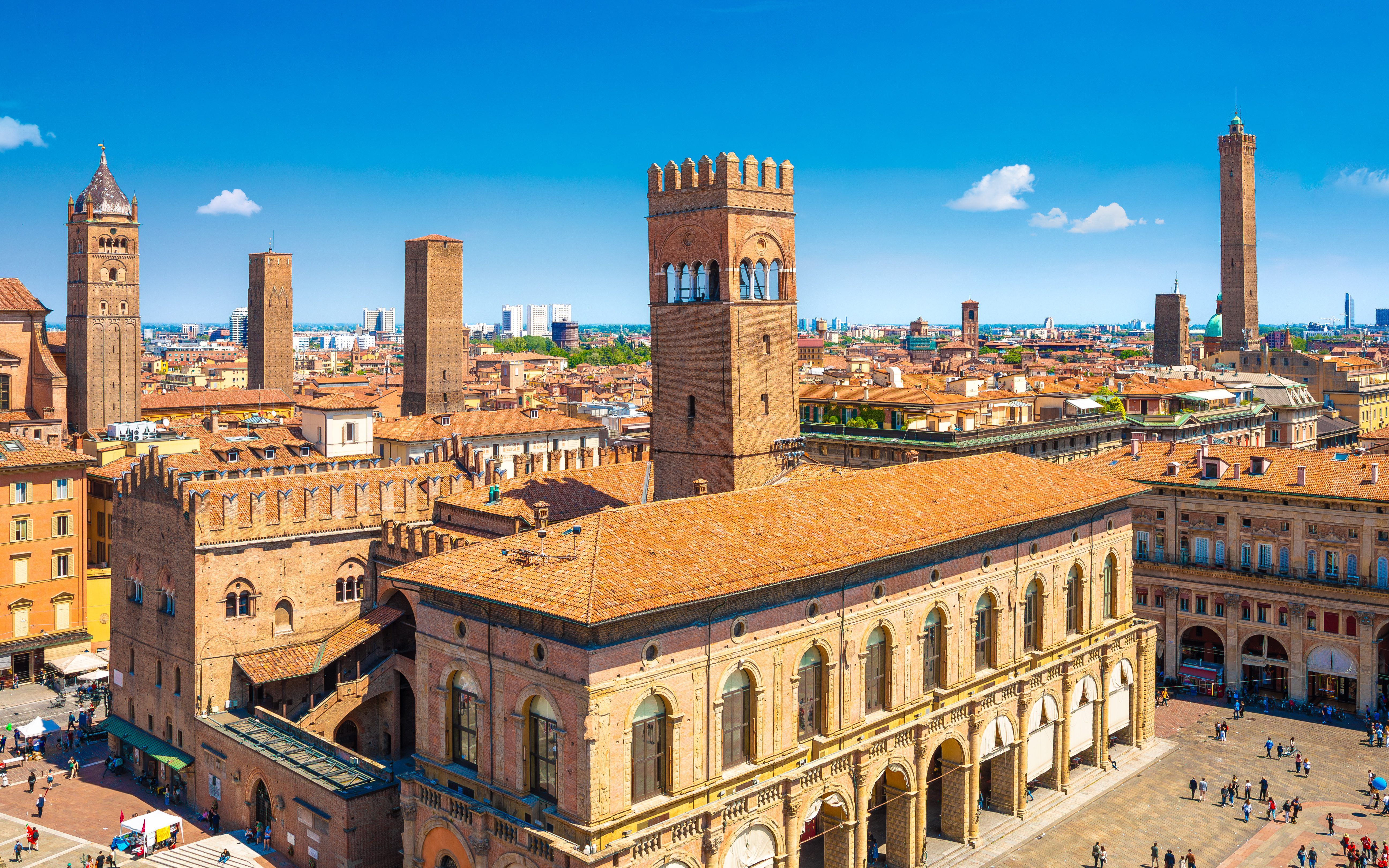 Torre degli Asinelli e Torre Garisenda