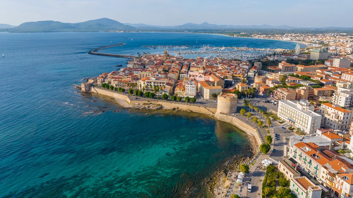 Alghero: cosa vedere, dove dormire e dove mangiare (guida completa)
