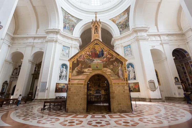 Ad Assisi c’è una chiesa dentro un’altra chiesa: tutto sulla Porziuncola