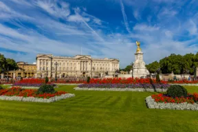 Come visitare il balcone di Buckingham Palace da cui si affaccia la famiglia reale