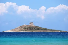 Perché l'Isola delle Femmine a Palermo si chiama così? Curiosità, cosa vedere e come raggiungerla