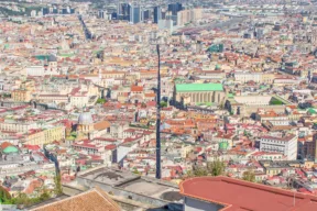 Cosa sono i Decumani di Napoli e perché si chiamano così?