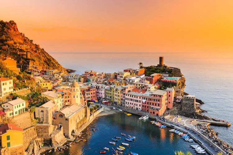 Quali sono i paesi che compongono le Cinque Terre in Liguria?
