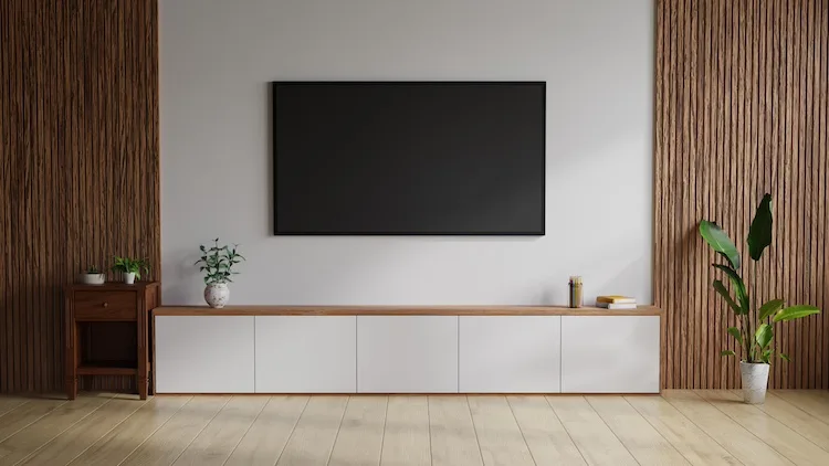 Come appendere la TV al muro