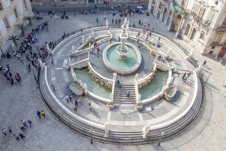 Palermo: c’è una “Piazza della Vergogna”. Perché si chiama così?