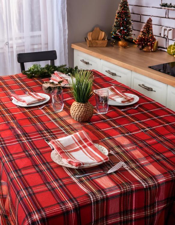 Xmas vibes: come arredare la casa in stile tartan Tovaglia tartan