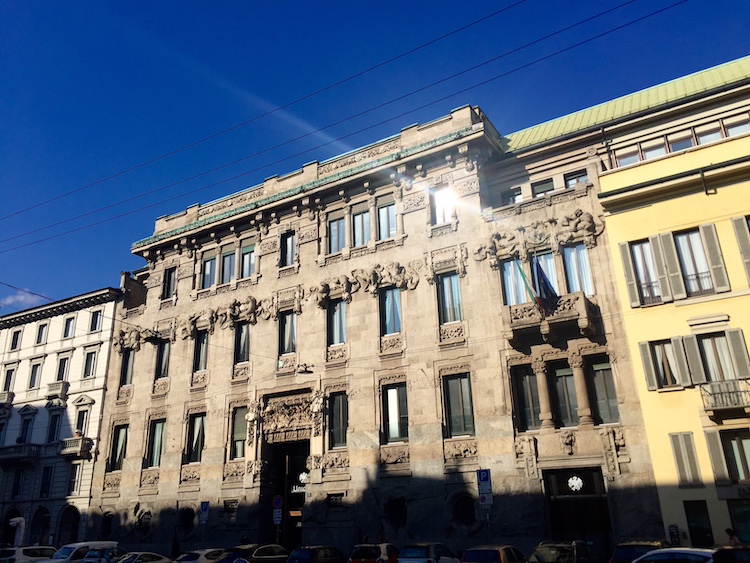 facciata di Palazzo Castiglioni in Corso Venezia