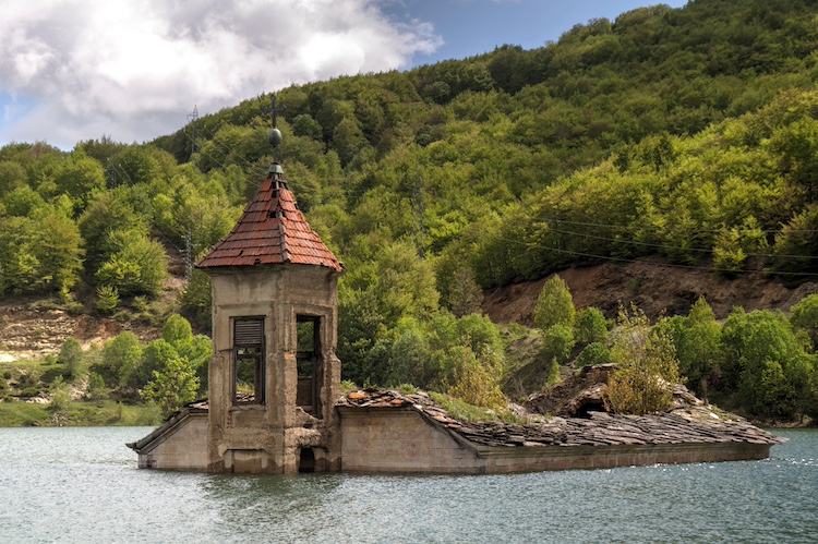 Lago di Mavrovo