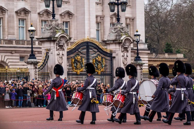 Quante stanze ha Buckingham Palace?