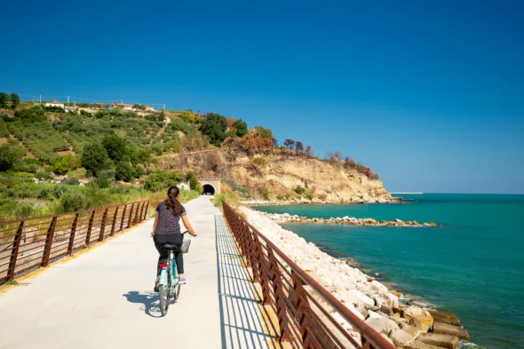 Ciclovia Adriatica, the cycle route that allows you to cycle from Trieste to Puglia
