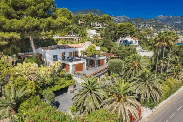 How much is Dolce and Gabbana's former French Riviera villa worth?