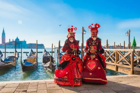 Why is the Venice Carnival so famous?