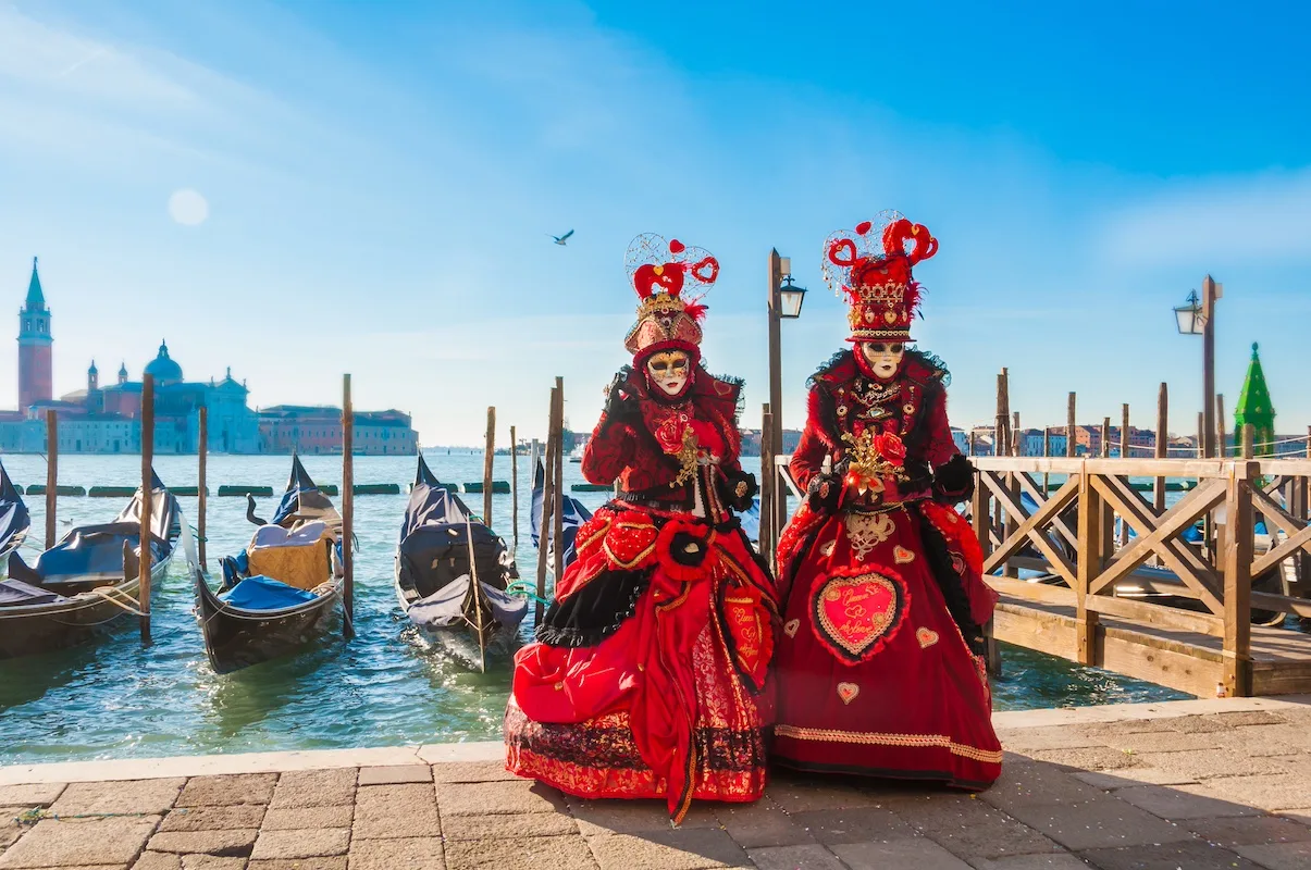 Perché il Carnevale di Venezia è famoso?