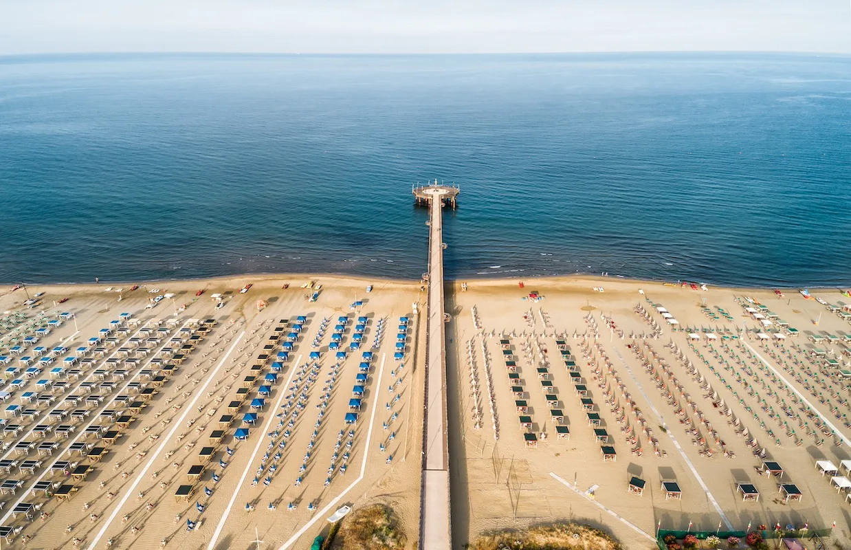 Where to go to the seaside near Florence: the most beautiful beaches