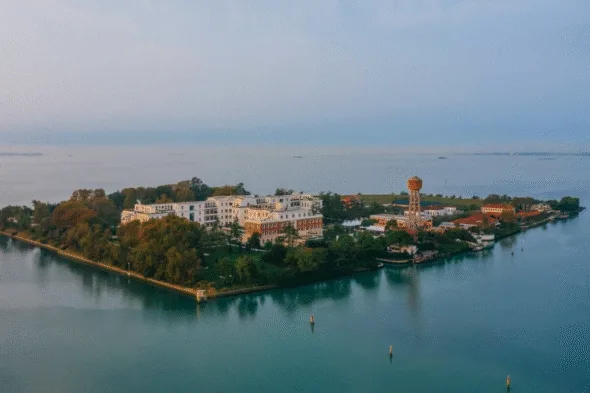 Isola delle Rose in Venice: the location of the exclusive hotel on a privately-owned island
