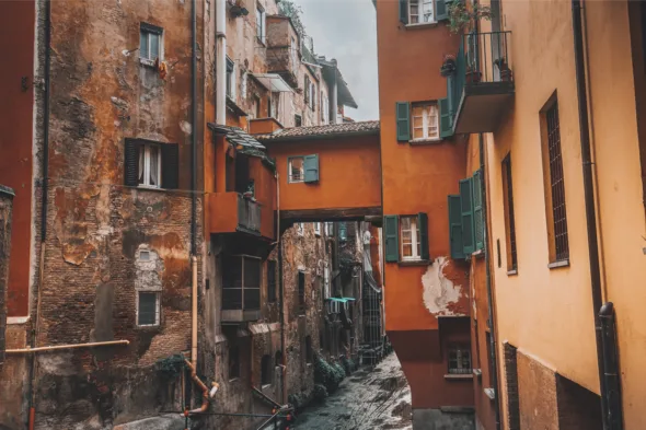 Perché le case di Bologna sono rosse?
